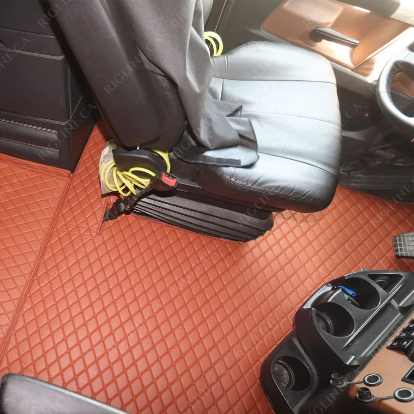 Freightliner Cascadia Floor Mats 2019-2025