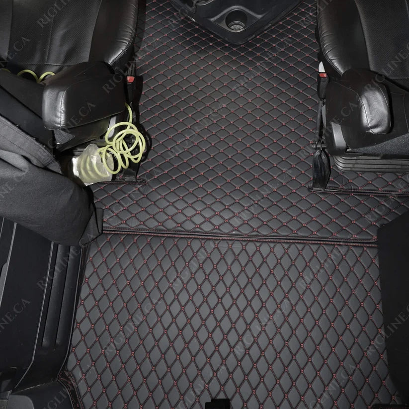 Freightliner Cascadia Floor Mats 2019-2025